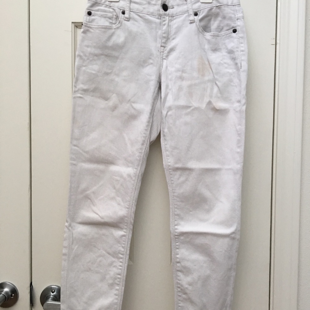 WHITE SKINNY JEANS